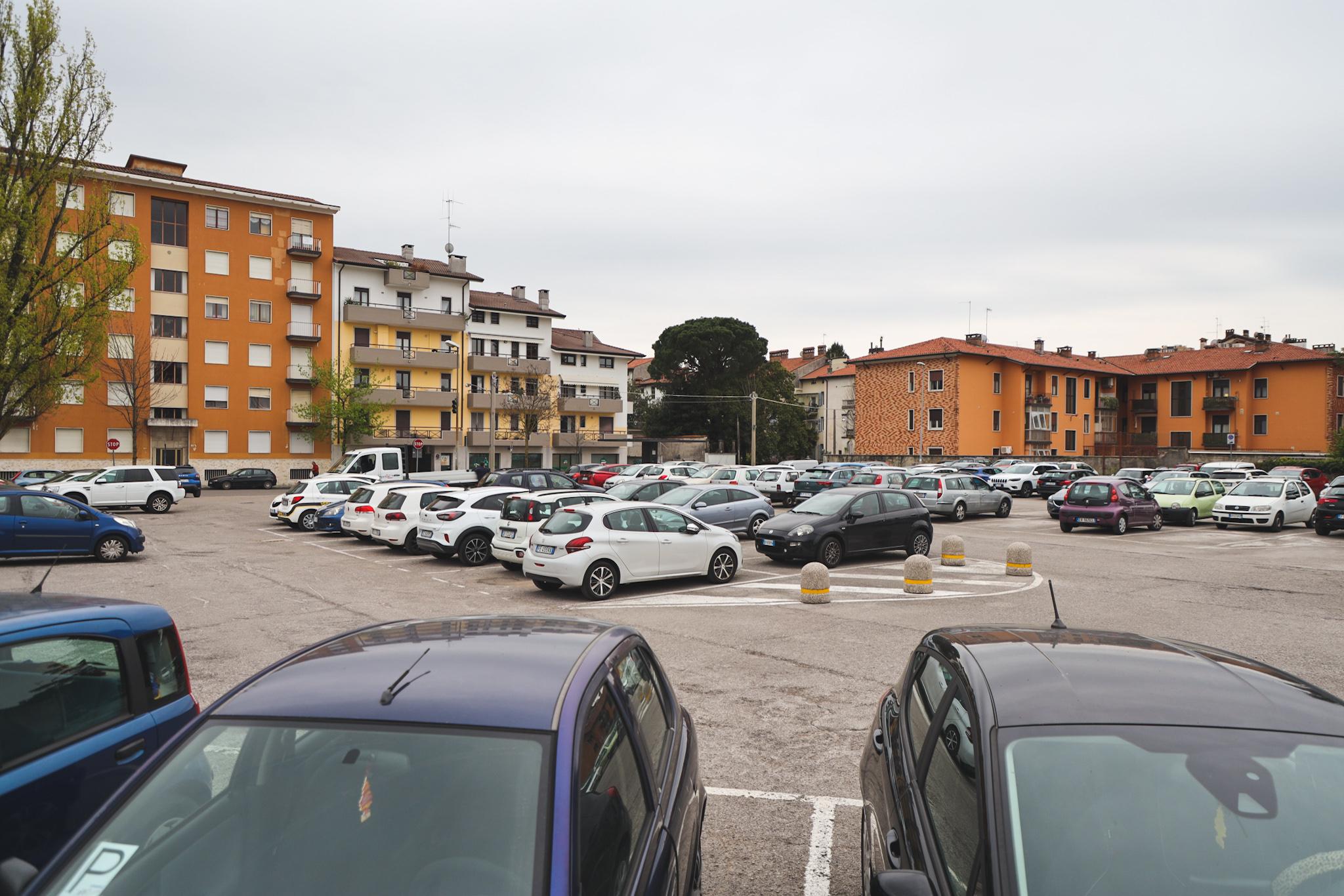 Immagine per Park bipiano a Gorizia, lavori pronti a partire: otto mesi per 223 stalli