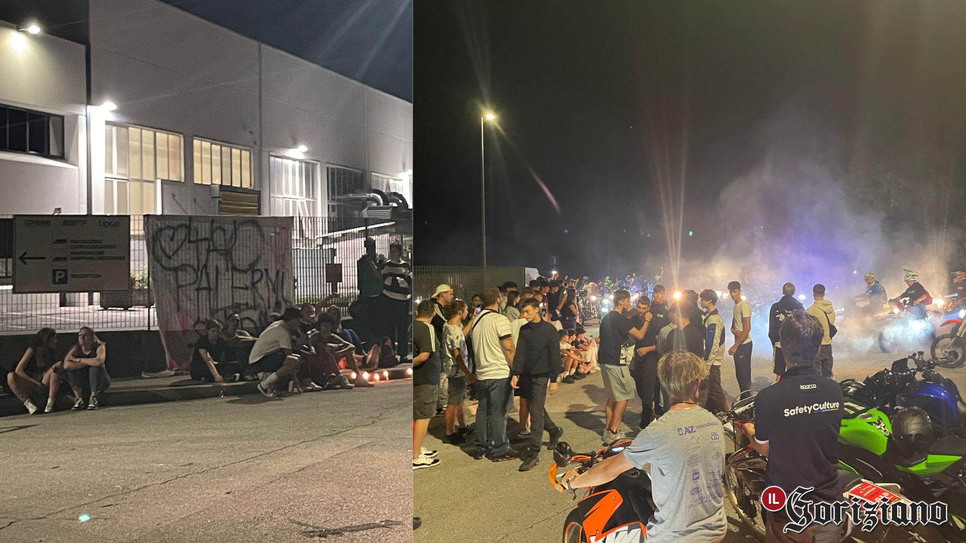 L'addio degli amici nella notte a Ismail, moto tutte accese a Sant'Andrea