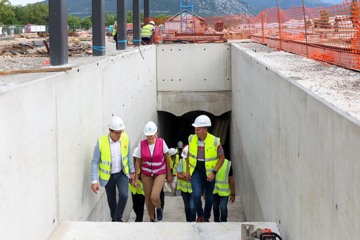 Copertina per Le tappe per trasformare la stazione Transalpina, sottopasso e lavori anche di notte