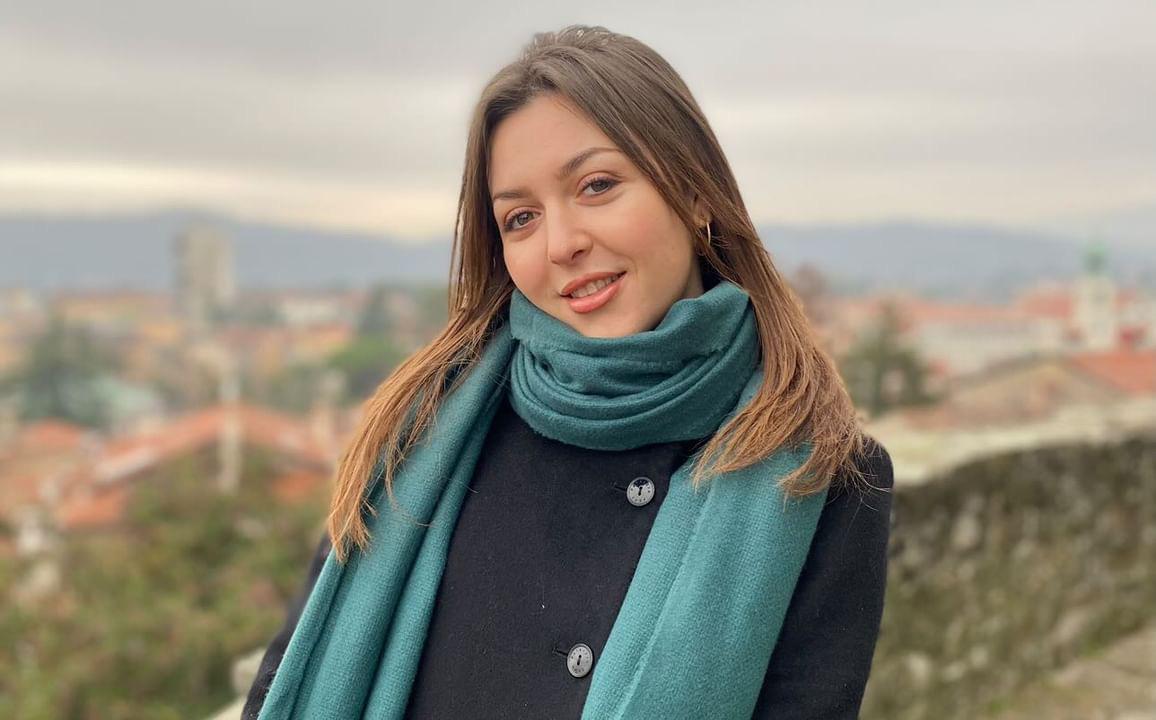 Copertina per Rebecca racconta vita e libri su Tik Tok, la creator di Gorizia con milioni di like