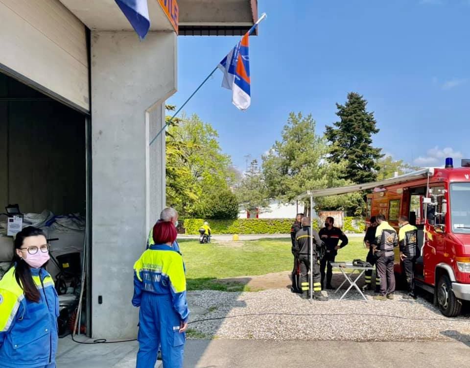 Immagine per Si schianta contro un albero ad Aquileia e scappa a piedi, scomparso un 53enne