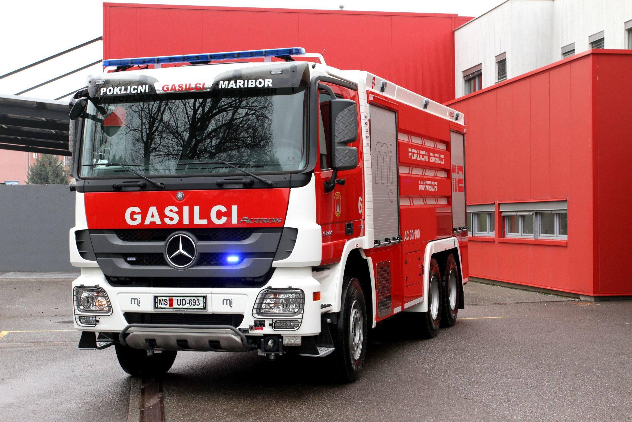 Fiamme nel camino di una casa, scatta l'allarme a Nova Gorica