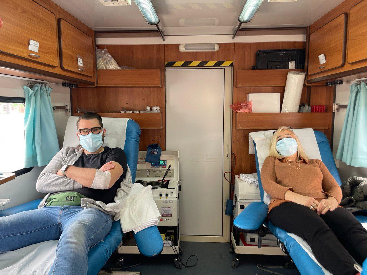 Immagine per A Mossa donano in 23 sull'autoemoteca, la giovane Tatiana nuova socia