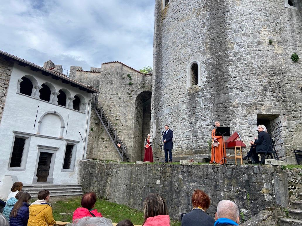 Copertina per Lavori al castello Rihemberk, Nova Gorica chiede fondi a Lubiana