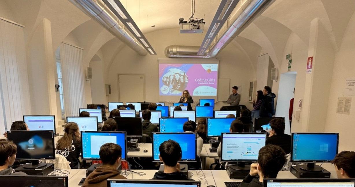 App per il turismo a Gorizia nate dai ragazzi, sfida per 38 studenti