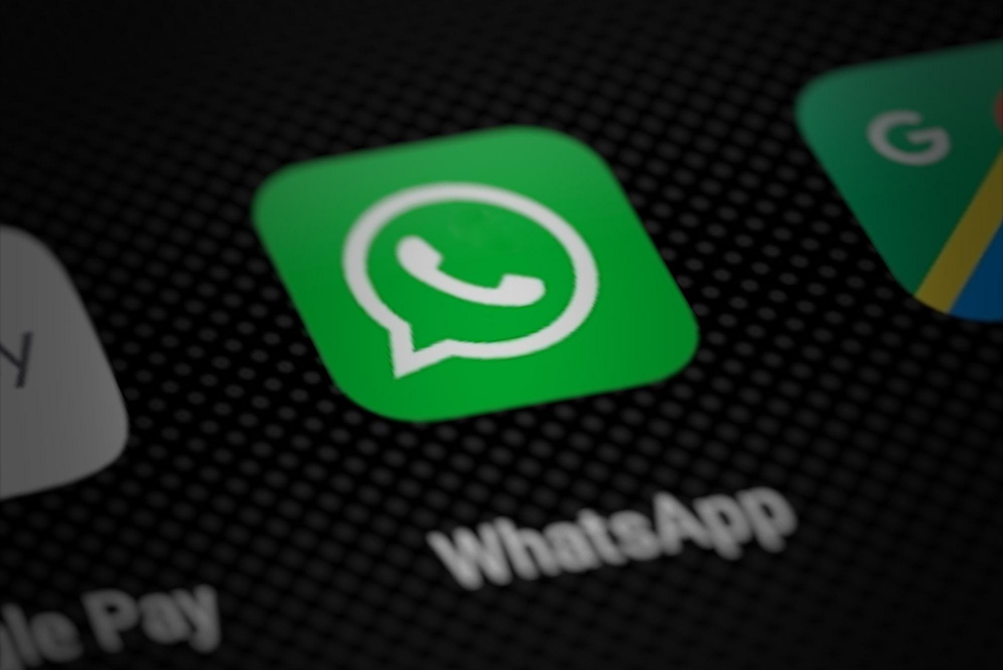 Copertina per Whatsapp down in tutta Italia, problemi anche con le app Facebook e Instagram