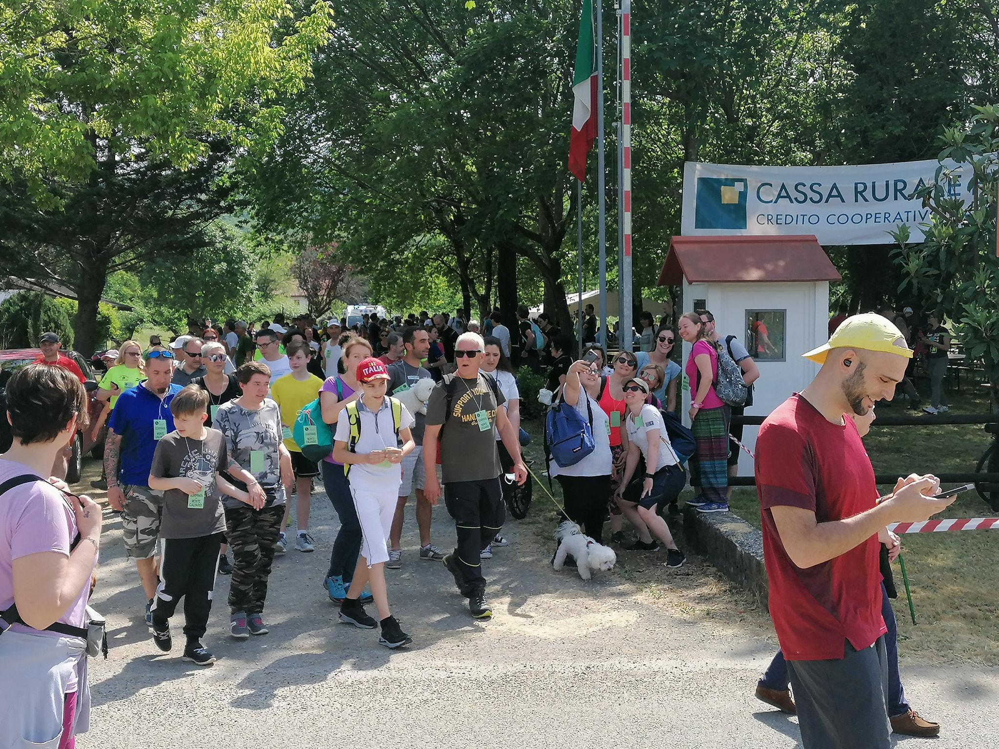 Copertina per Alpini pronti per la scarpinata sul monte Calvario, due percorsi da Lucinico