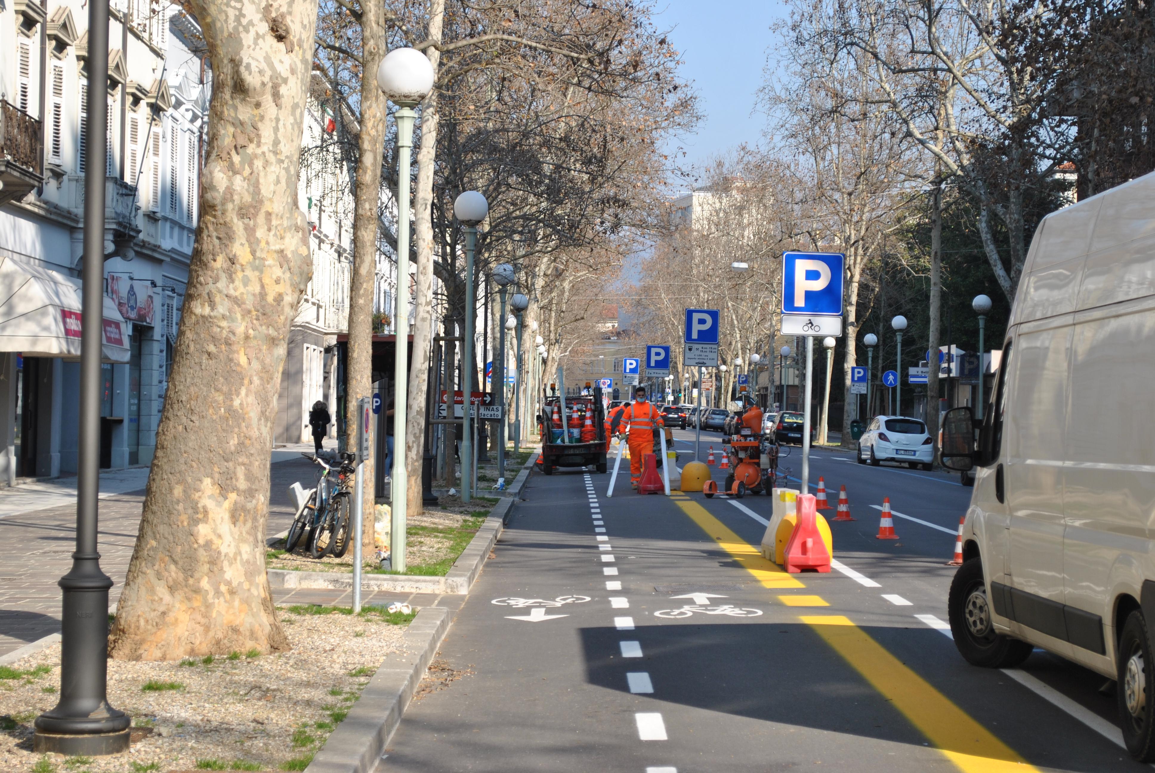Ciclisti arrabbiati con il dietrofront su corso Italia: «Gorizia non è amica delle bici»