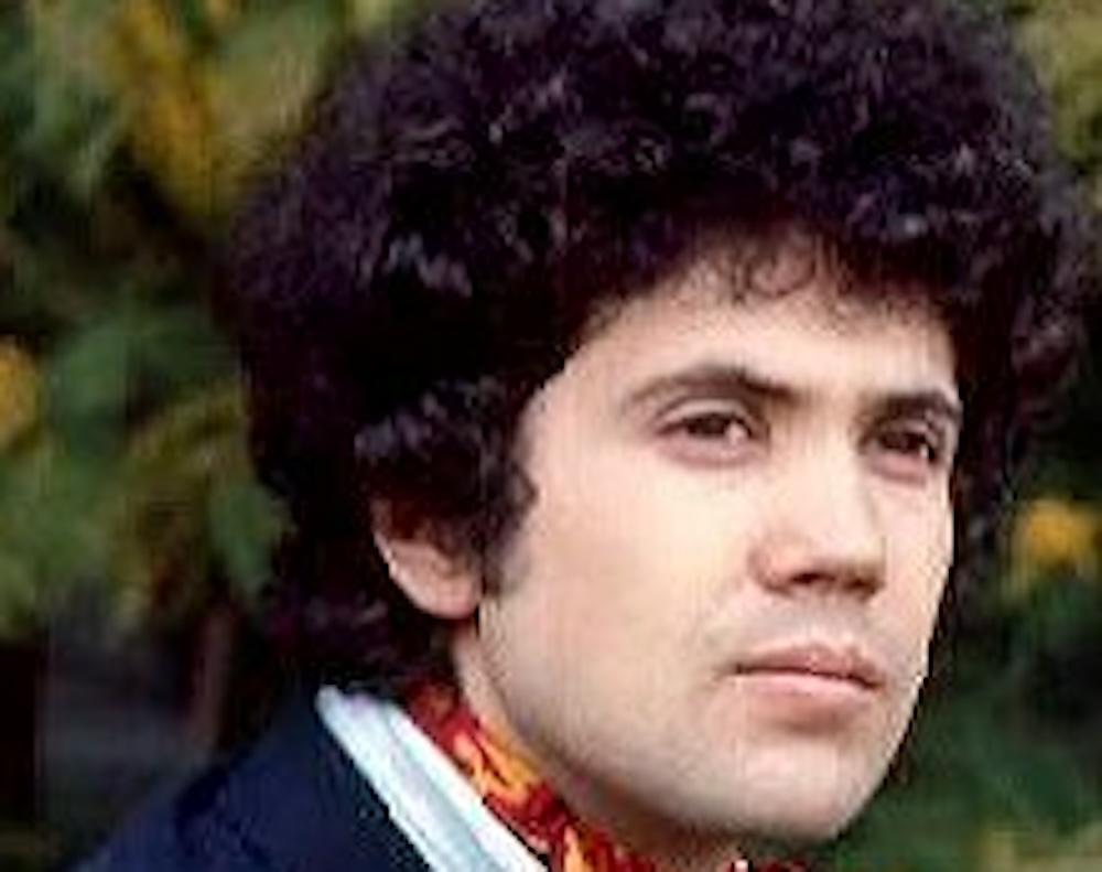 Copertina per Gorizia, 25 anni senza Lucio Battisti: un concerto in ricordo al Teatro Verdi