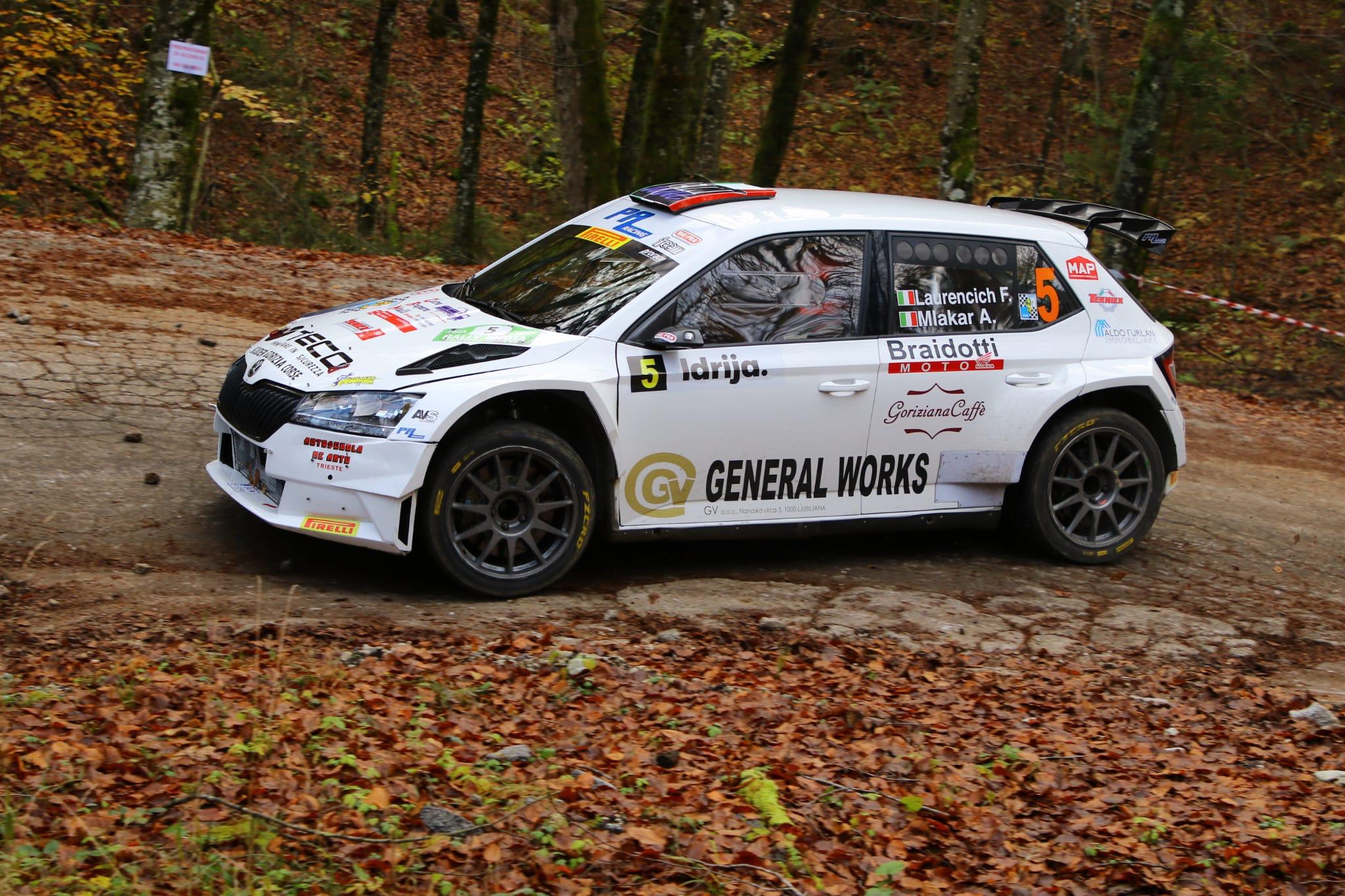 Gorizia Corse realizza il sogno, team alla partenza del Rally di Monte Carlo