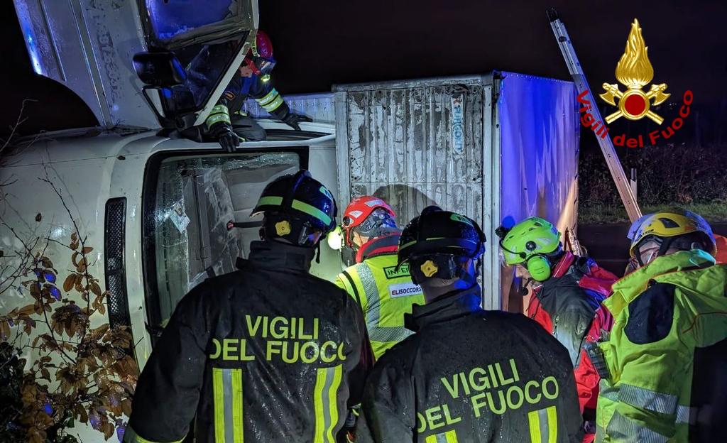 Immagine per Cambio alla guida dei vigili del fuoco di Gorizia, Rojc scrive al ministro Piantedosi