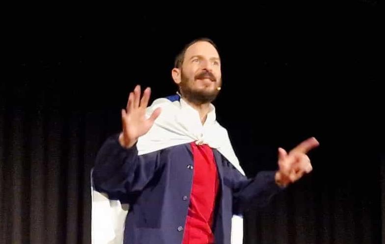 Immagine per L'amore per la scuola e tutti i suoi difetti, Beppe Casales protagonista a Gorizia