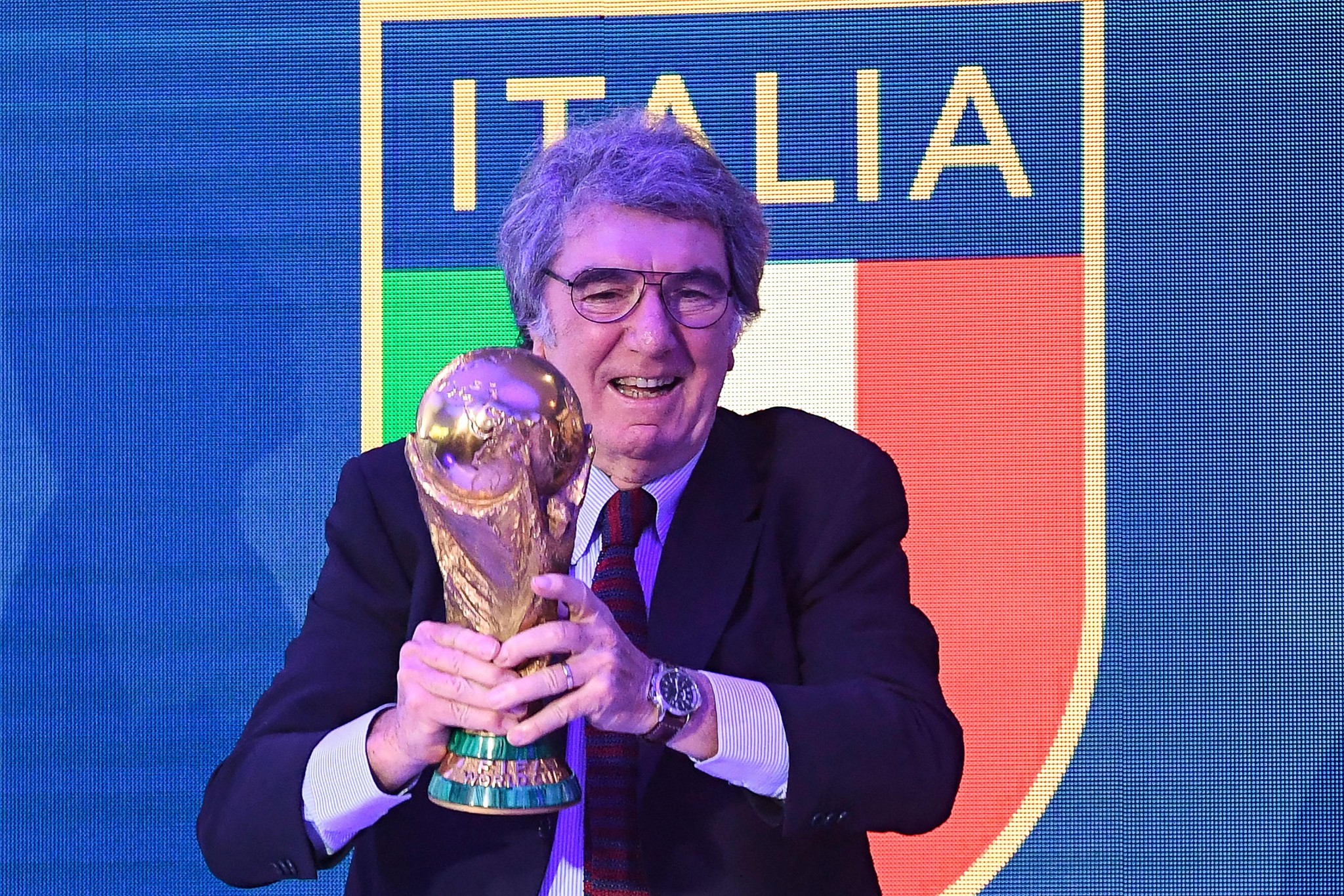 Immagine per Dino Zoff fa 80 anni, l'Italia festeggia la leggenda di Mariano