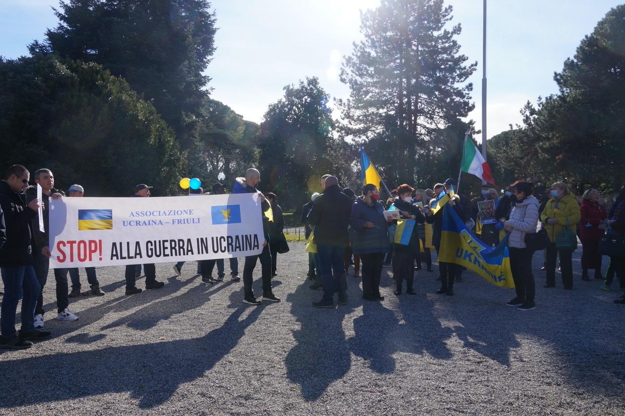 Immagine per Aiuto per chi fugge, Monfalcone in contatto con 130 ucraini