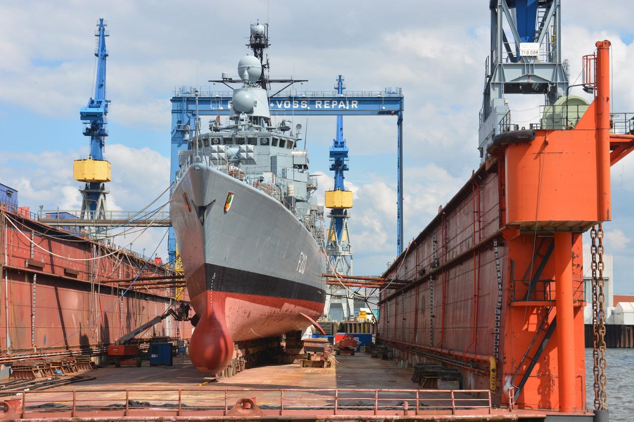 Immagine per Infortuni in cantiere, due operai feriti in poche ore a Monfalcone
