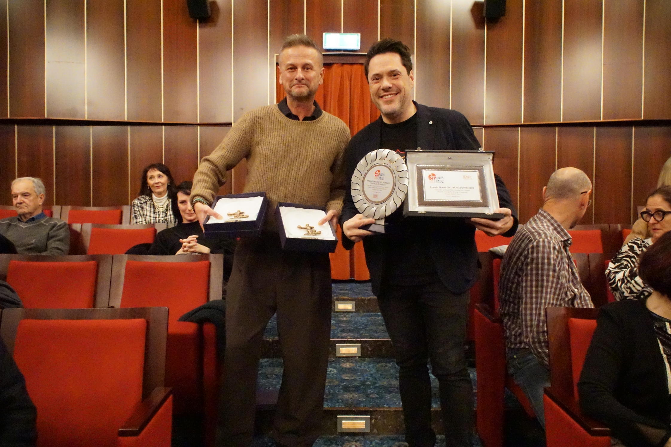 Gorizia, il musical Mascara & Paillettes conquista il Premio Macedonio