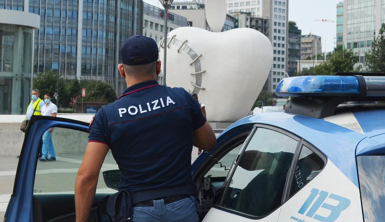 Immagine per Armato di coltello da 20 centimentri, denunciato un 35enne a Gorizia