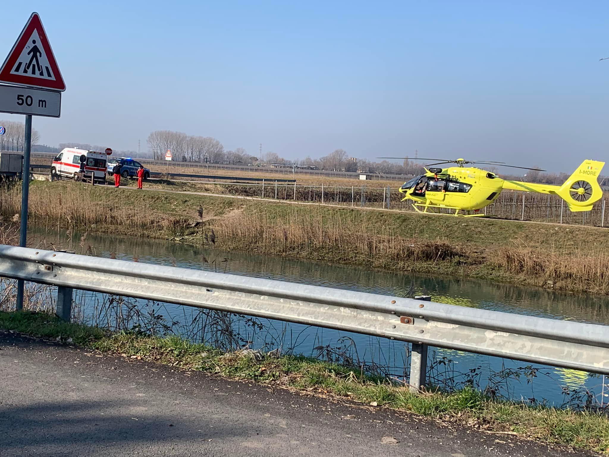 Incastrato in auto a Monfalcone, soccorso sulla Strada del Brancolo