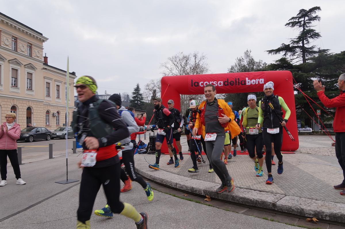 Copertina per Parte l'ultramaratona sui sentieri del Carso, in 164 scattano dalla Transalpina
