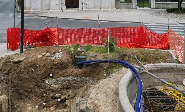 Immagine per Antiche tombe riemerse in piazza, i risultati degli scavi a San Lorenzo Isontino