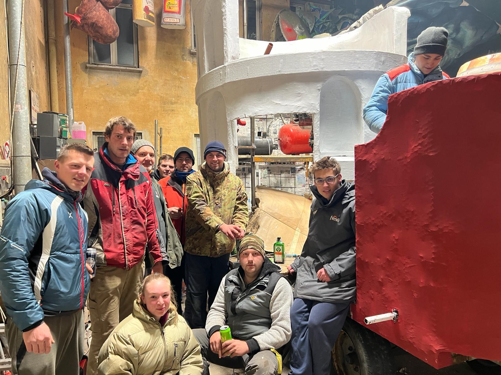 Copertina per Antica Roma, Flintstones e Mario Kart: ecco i carri a Gorizia e San Floriano