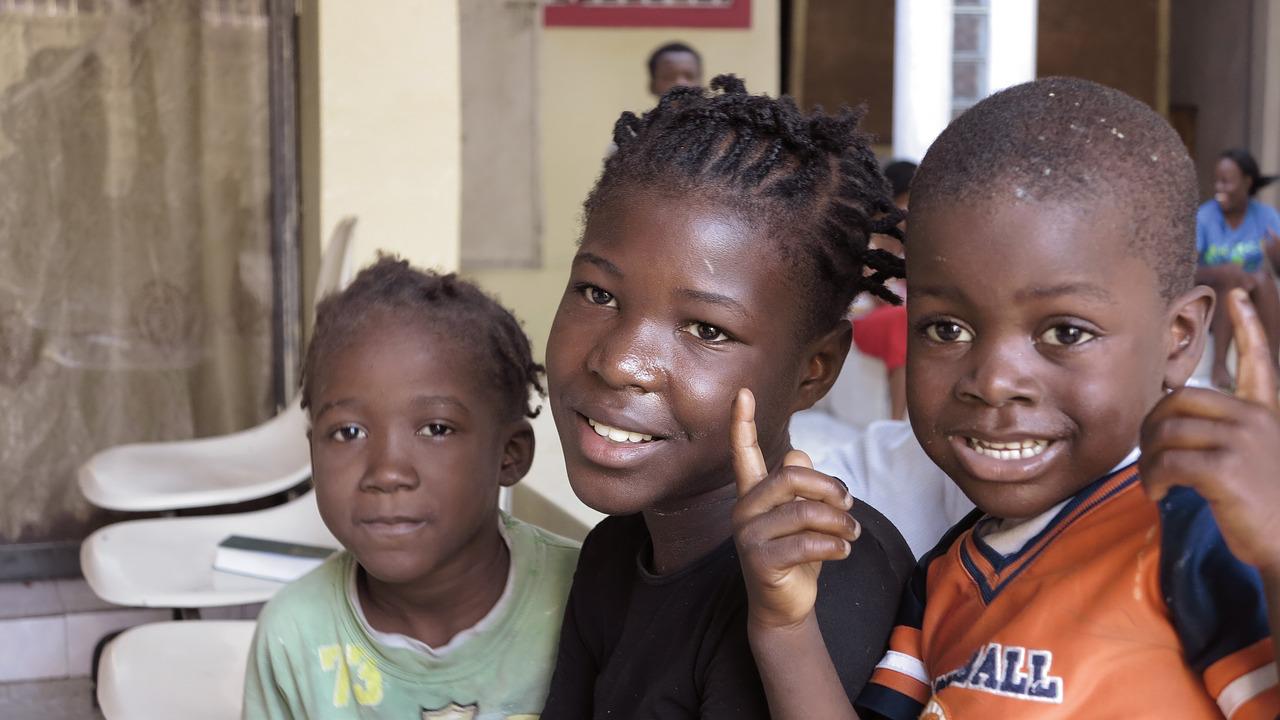 Copertina per Accogliere minori stranieri non accompagnati, l'evento Unicef a Romans