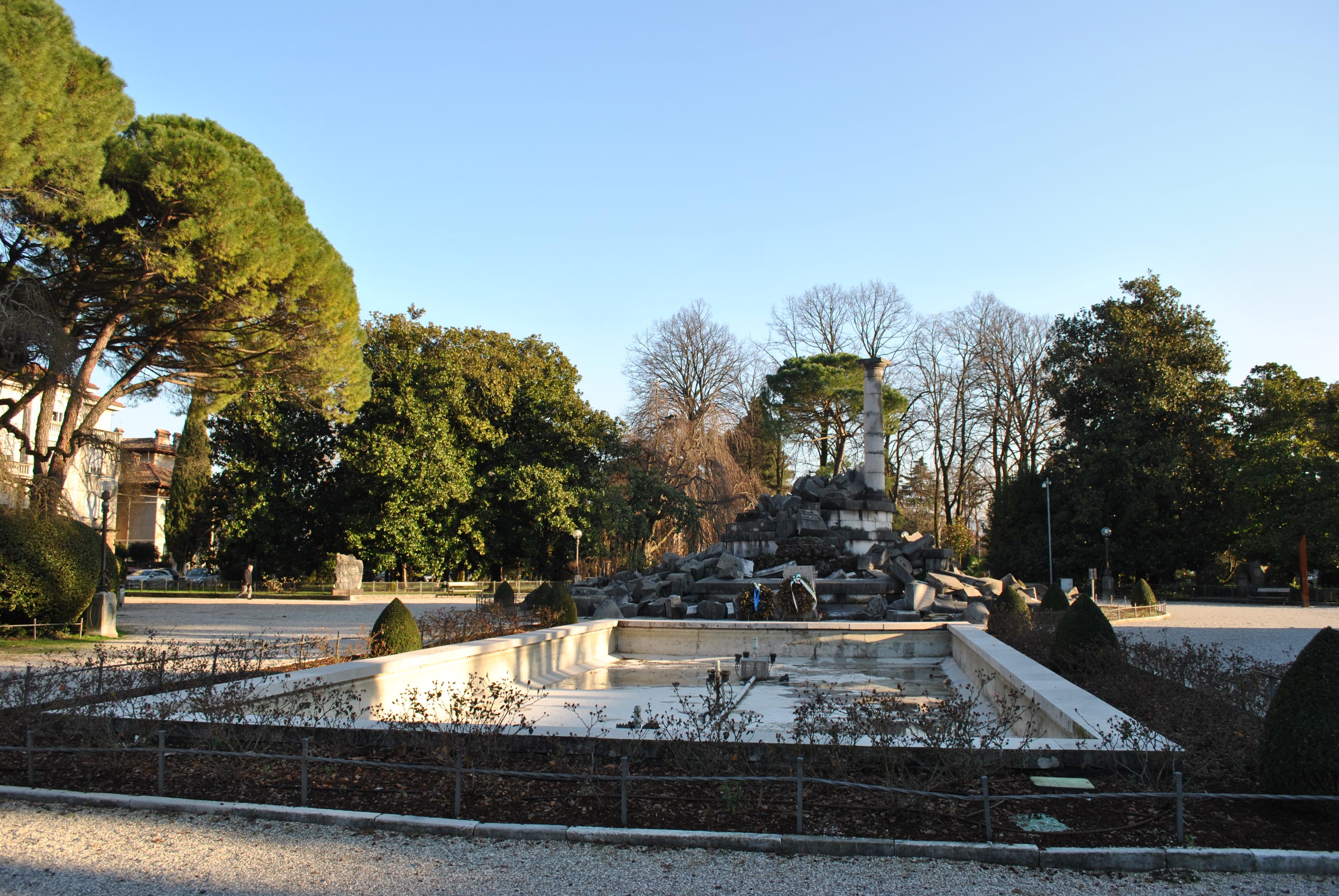 Copertina per Niente più zampilli, come cambia la fontana in parco della Rimembranza a Gorizia