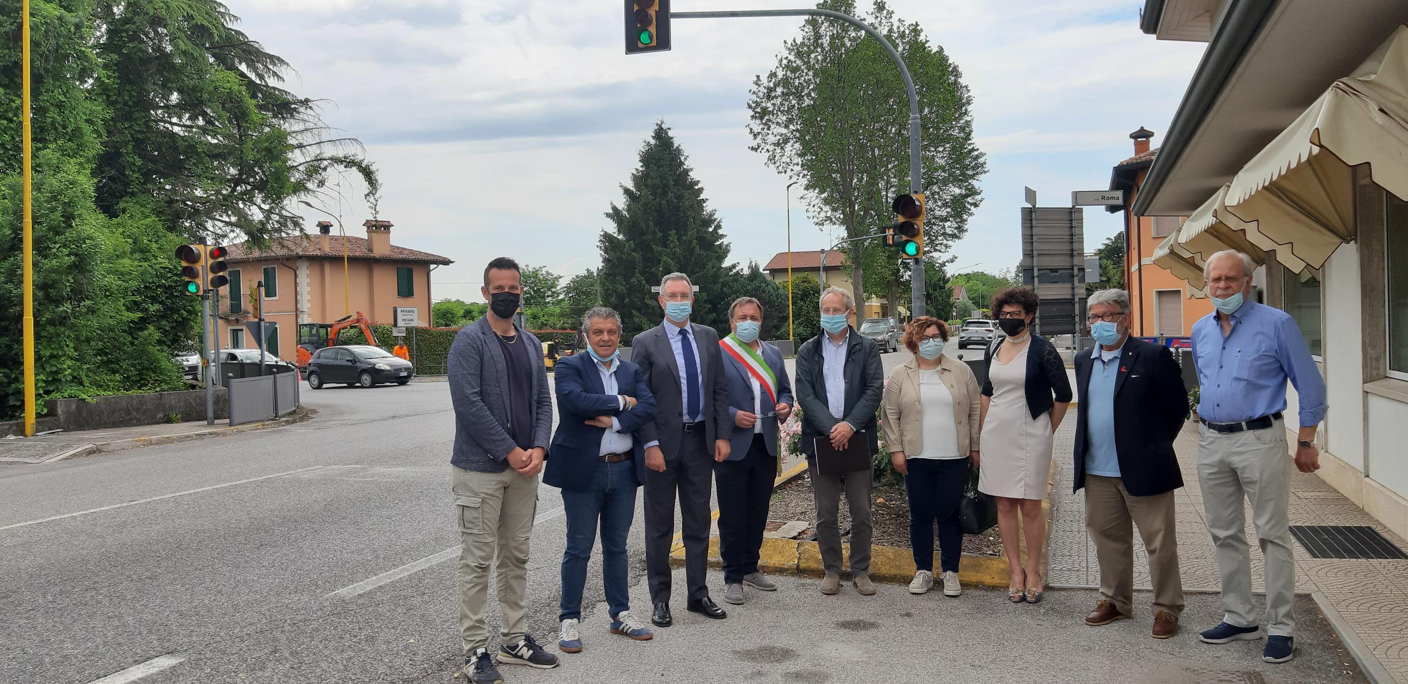 Copertina per Più sicurezza sulla strada da Palmanova ad Aquileia, nasce la rotonda del Taj