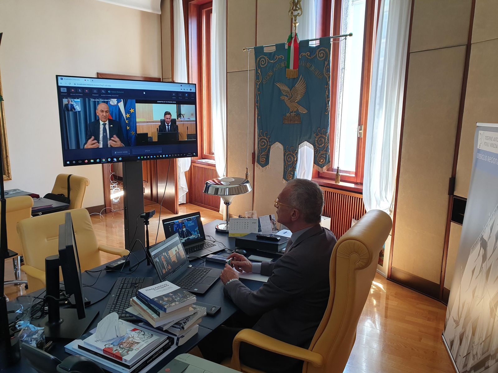 Immagine per Fvg e Slovenia delineano un'agenda europea, «migranti al centro della discussione»