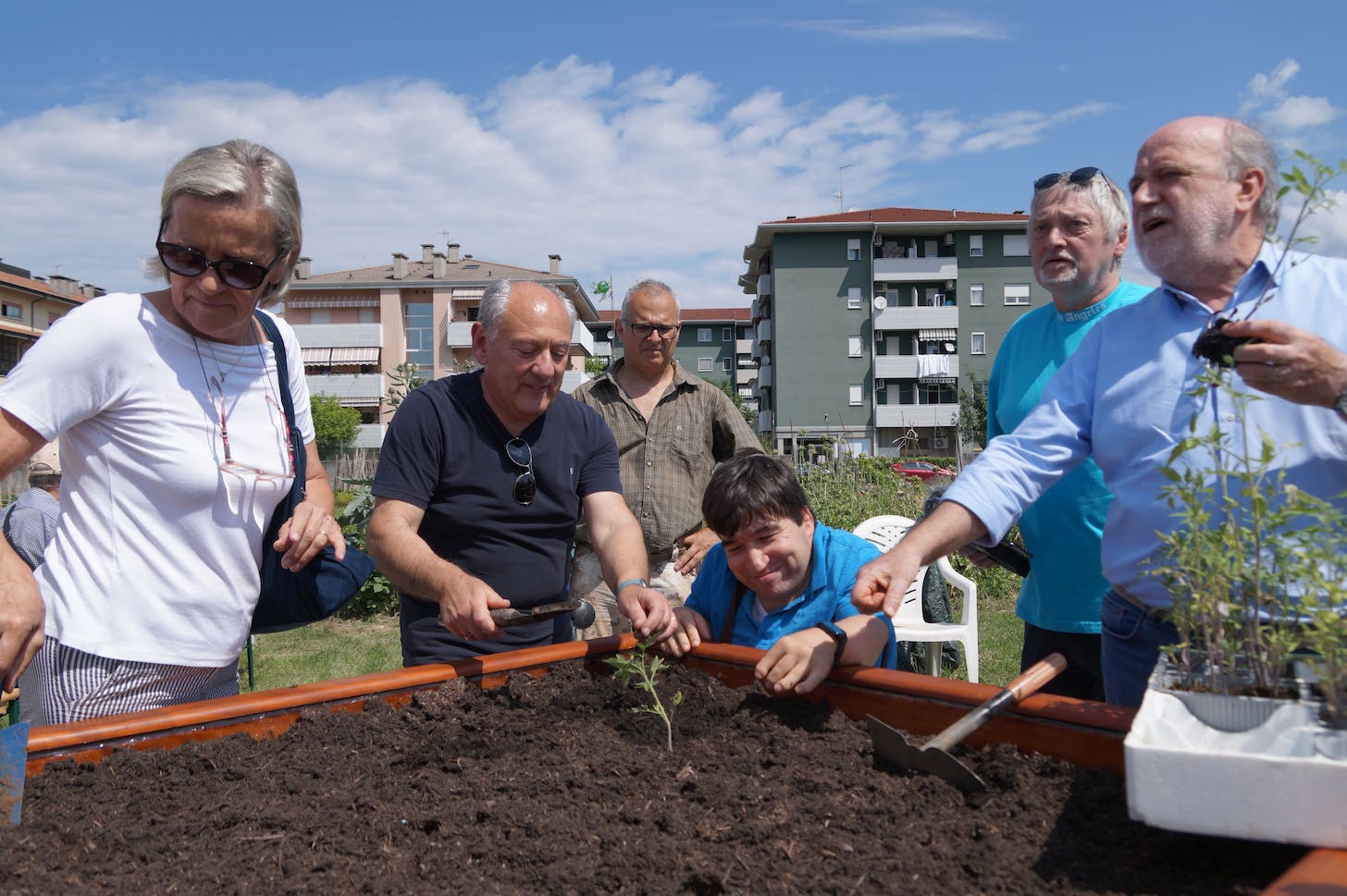 A Gorizia apre l'orto sociale nell'ex fondo Orsoline, spazi per anziani e disabili 