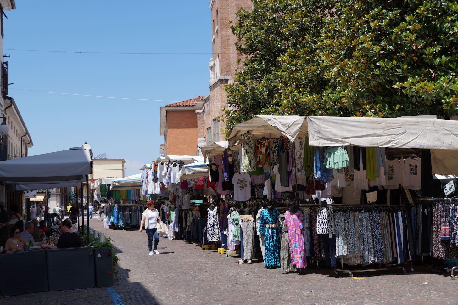 Copertina per A Gorizia zone pedonali in centro per il mercato, rabbia dei negozianti