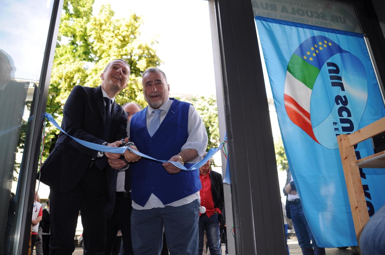 Copertina per A Gorizia apre la sede Uil Scuola Fvg, «riformare ex alternanza lavoro»