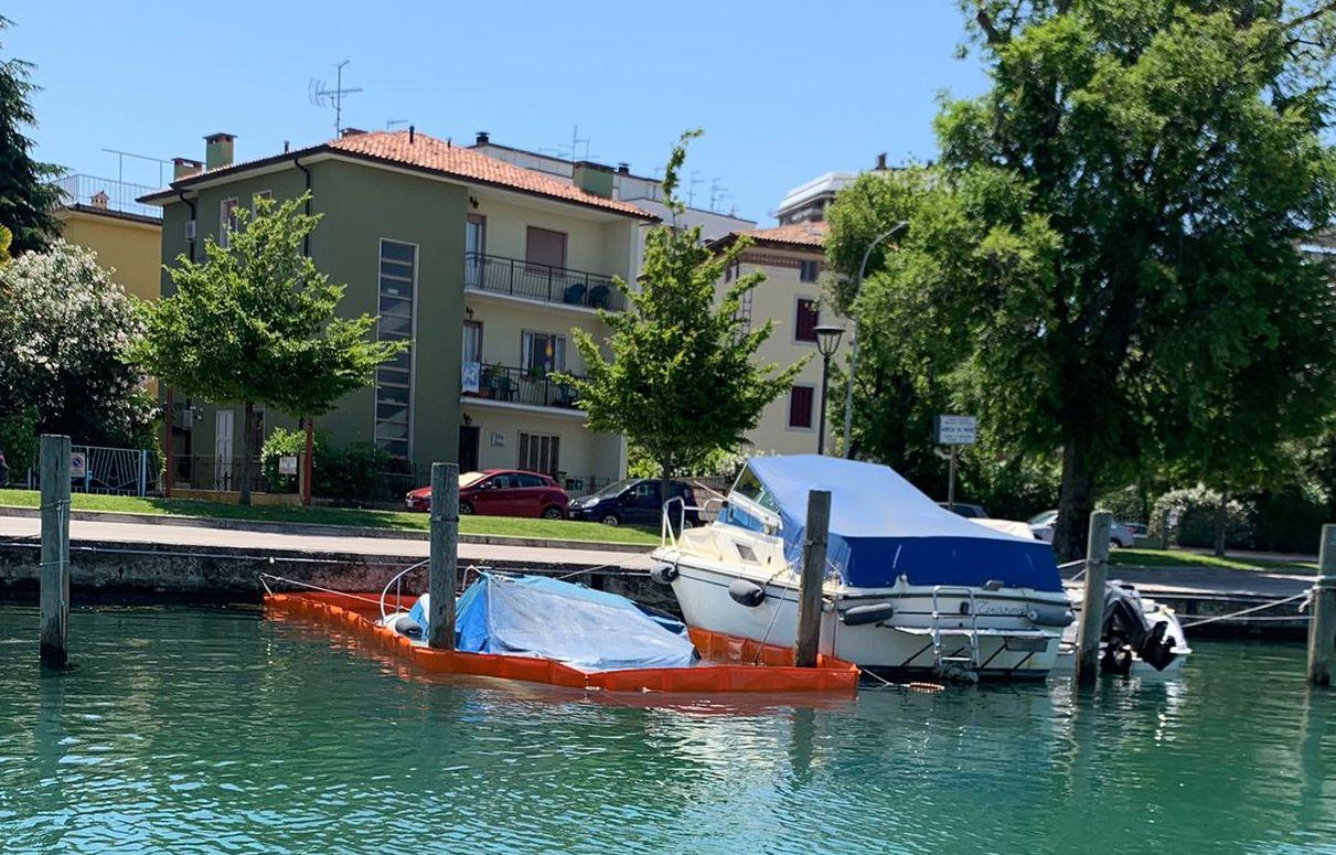 Immagine per Grado, barca sott'acqua in porticciolo: interviene la Protezione civile