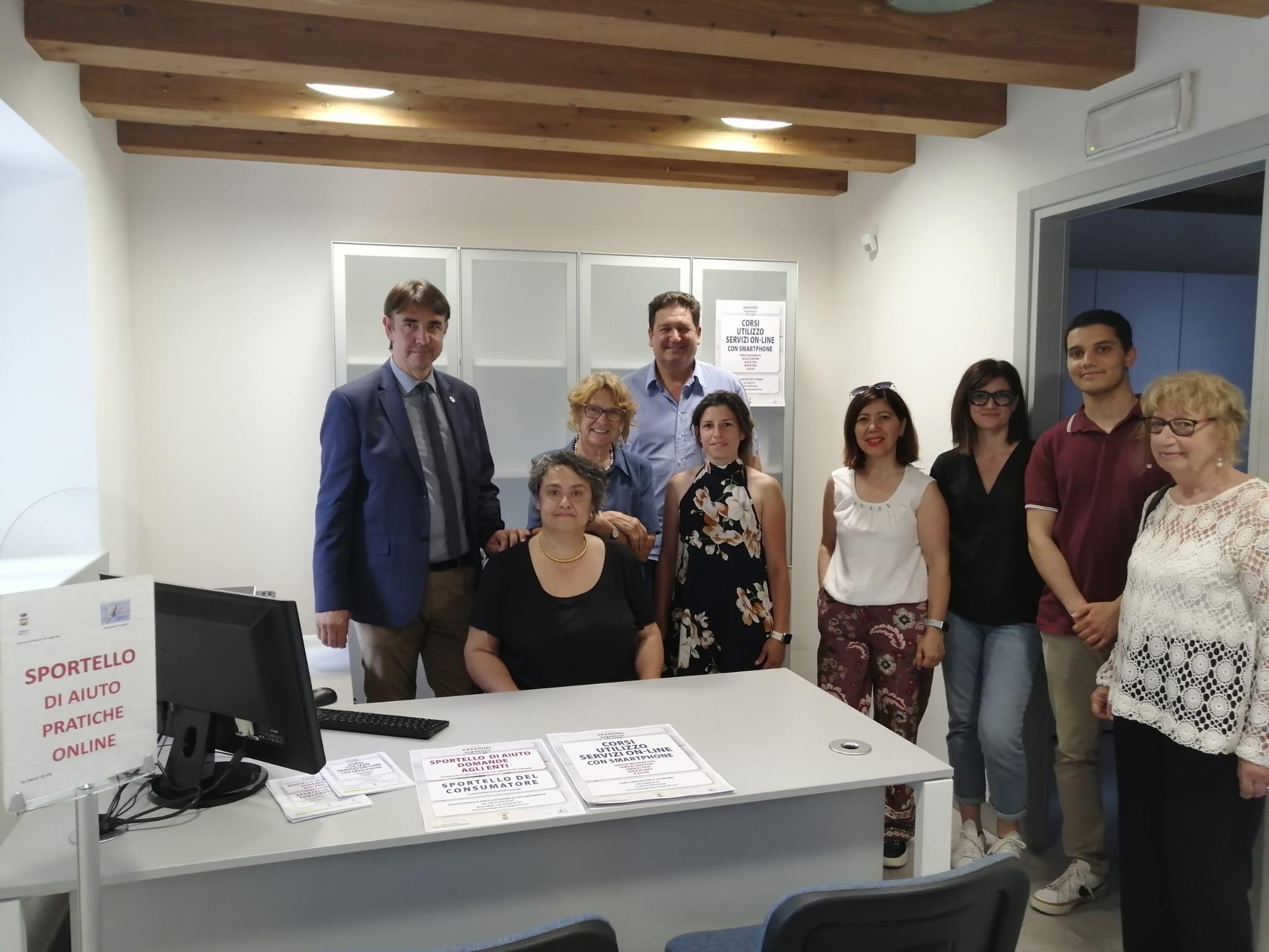 Immagine per A Ronchi apre lo sportello di GradoNoi, aiuto con Spid e pratiche Inps