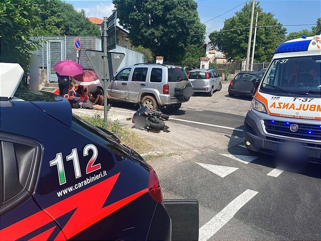 Immagine per Scontro tra moto e jeep a Duino, ferito un giovane centauro bisiaco