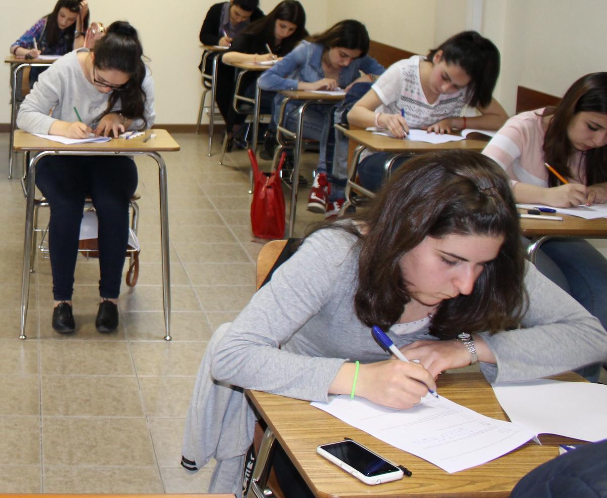 Immagine per Maturità, la prima prova per circa 850 studenti in provincia di Gorizia: le tracce