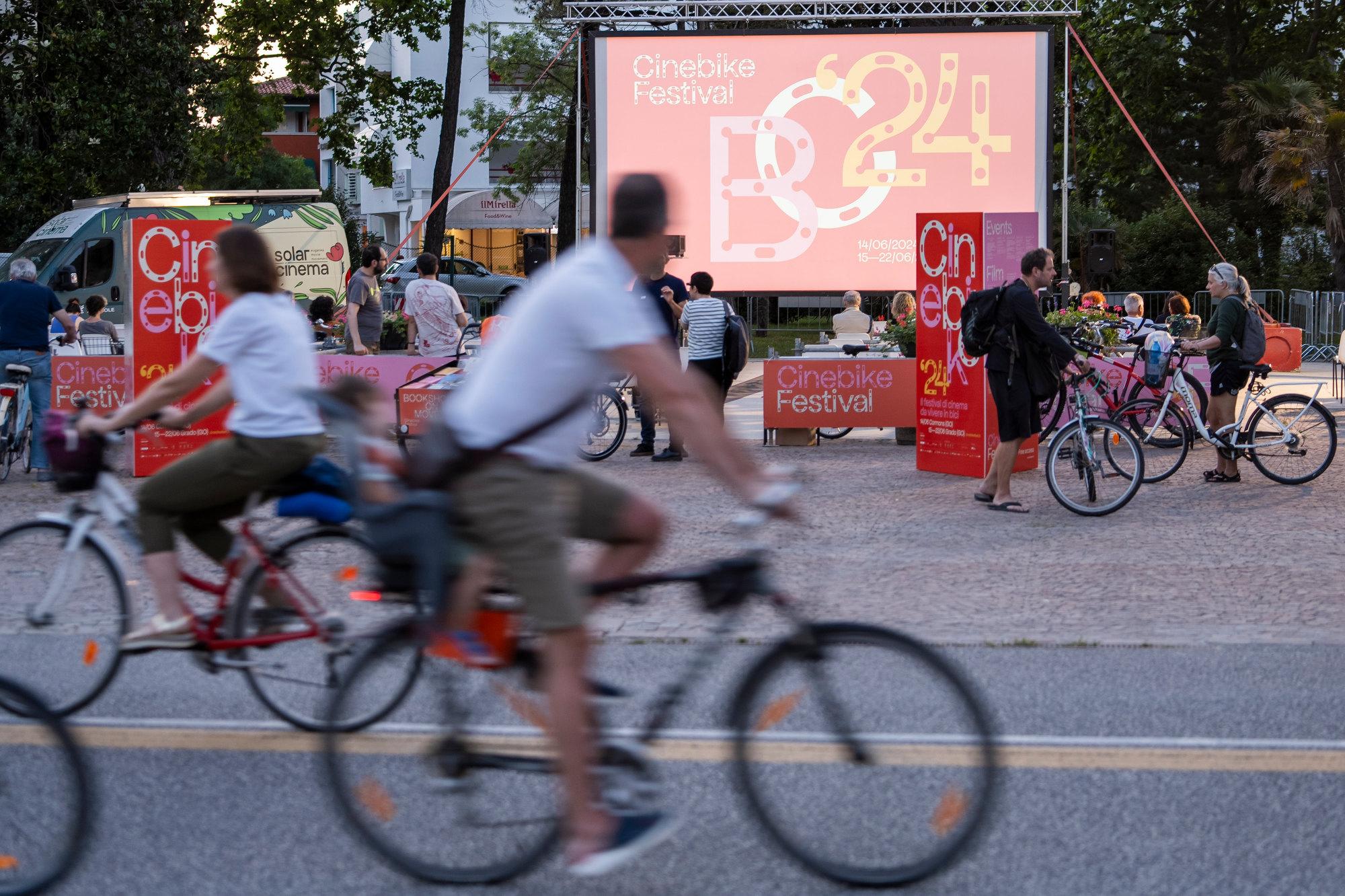 Copertina per Il clou del Cinebike festival a Grado, weekend di eventi e film da vedere in bici