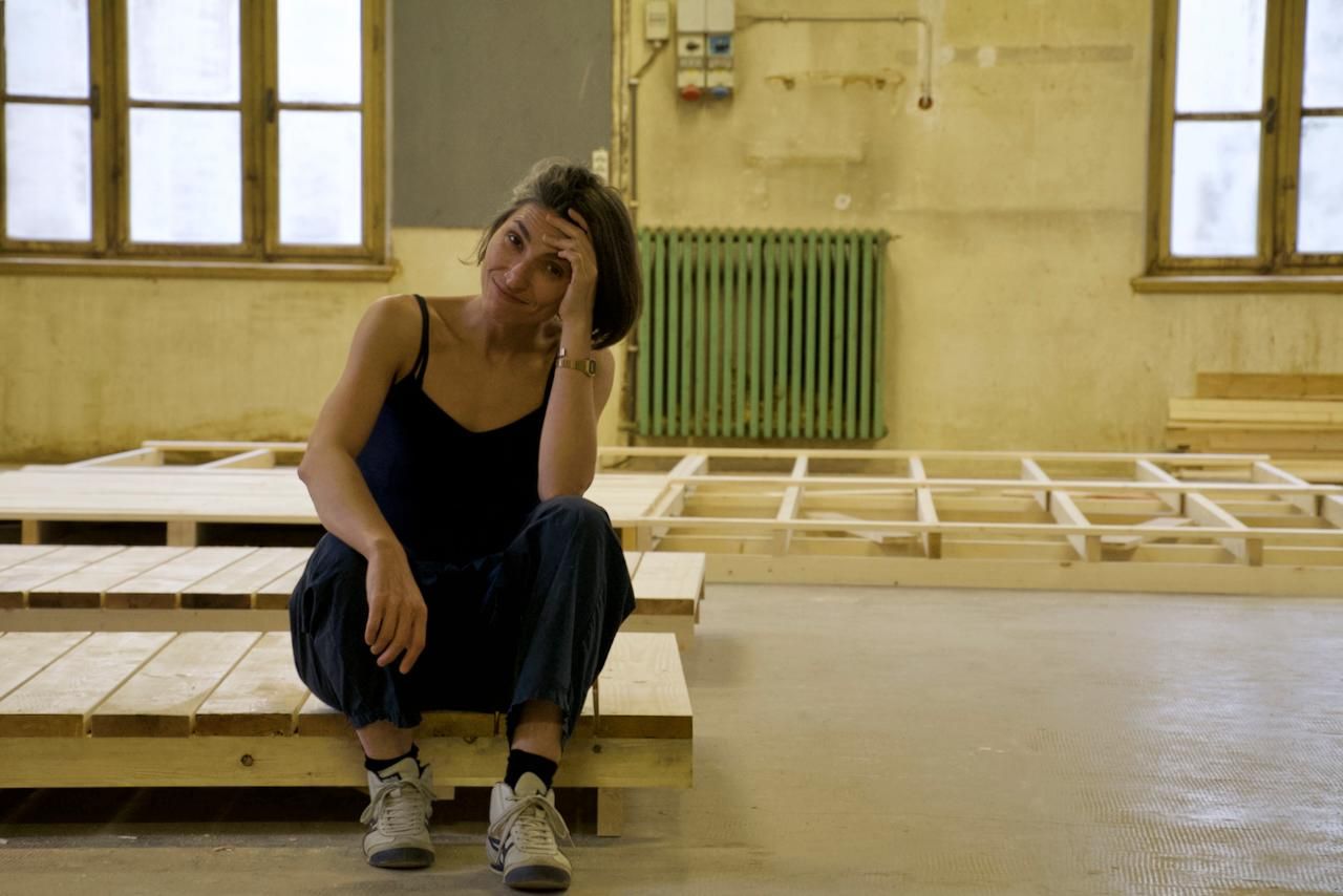 Immagine per L'Aperivivo apre lo spazio di teatro a Gorizia, un palco in legno a Parco Basaglia