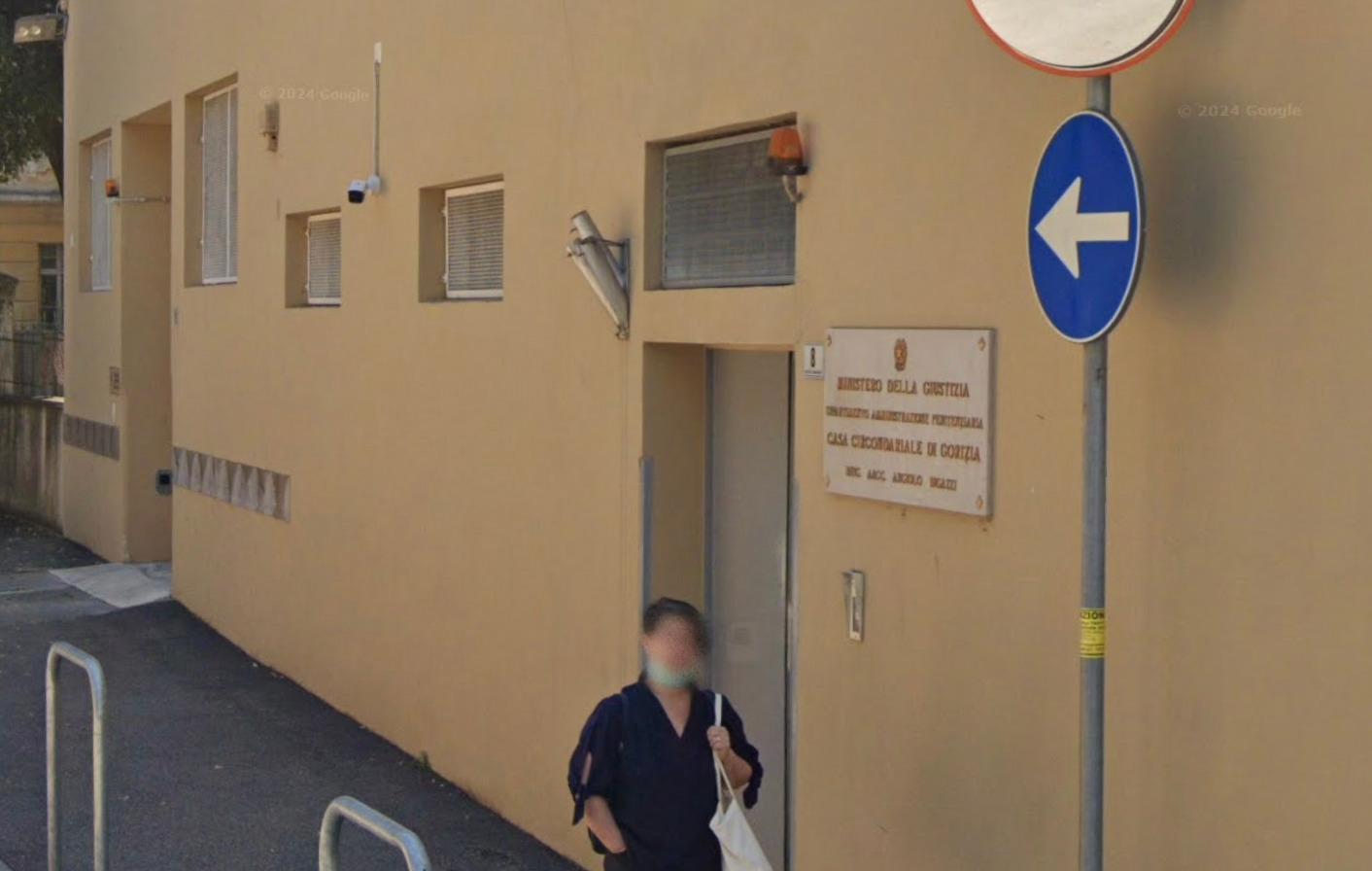 Immagine per Agenti aggrediti in carcere a Gorizia, Moretti: «Più personale e psichiatri»