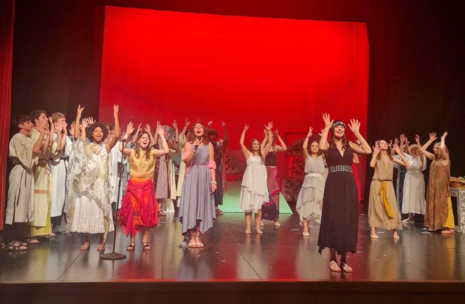 Immagine per Lisistrata e le donne contro le guerre, il messaggio di pace degli studenti di Gorizia 