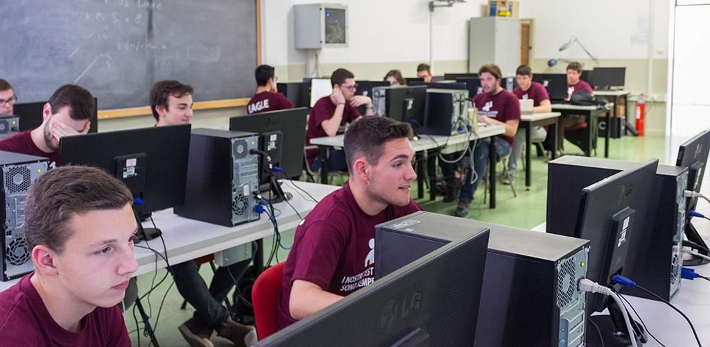 Internet ad alta velocitÃ  in tutte le scuole di Gorizia, si navigherÃ  fino a un giga al secondo