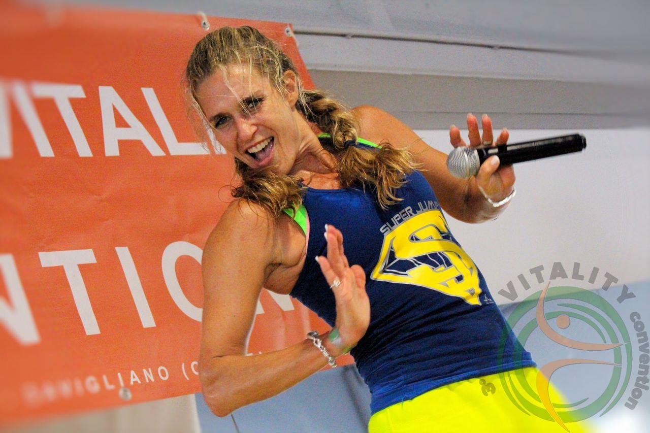 Copertina per Fitness senza perdere il sorriso, la star Jill Cooper arriva al Tiare di Villesse