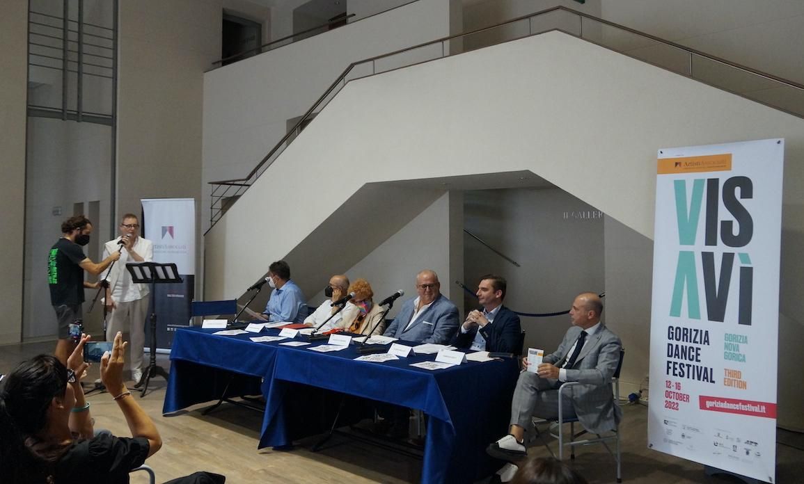 Immagine per La danza unisce il confine, le anteprime a Gorizia con Visavì