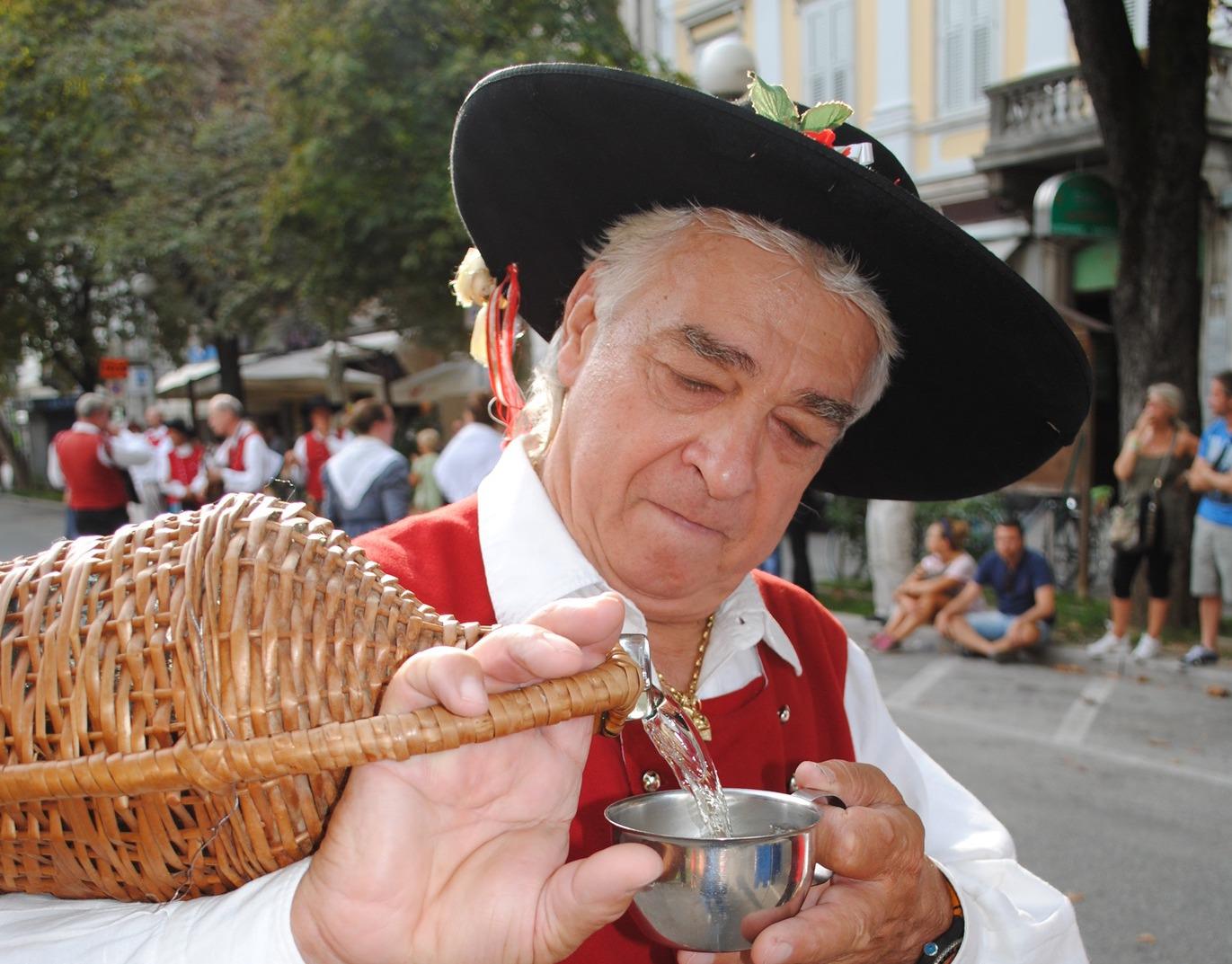 En el folclore de Gorizia el mundo está de luto, muere a los 72 años Mauro Stacul • The Gorizian