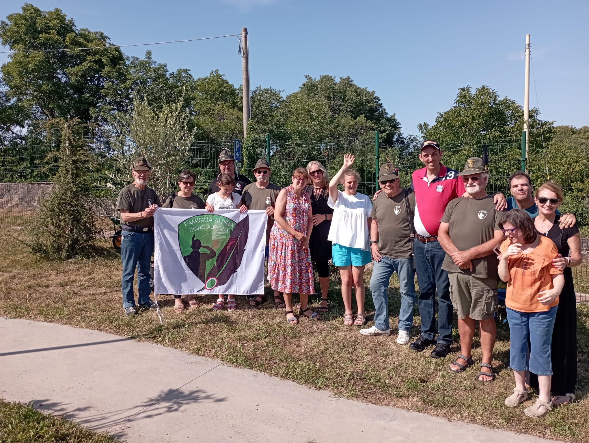 Immagine per Dalla Festa alpina 1800 euro all'Emilia-Romagna, ulivo a Malchina