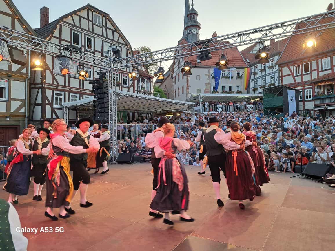 Immagine per Capriva con il suo folklore a Schlitz, danze davanti a migliaia di persone