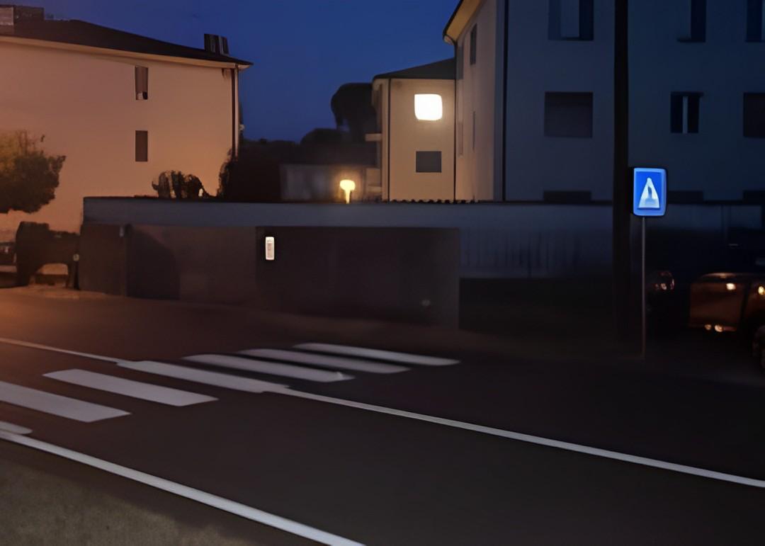 Immagine per Passaggi pedonali al buio a Straccis, «pericolo per residenti»