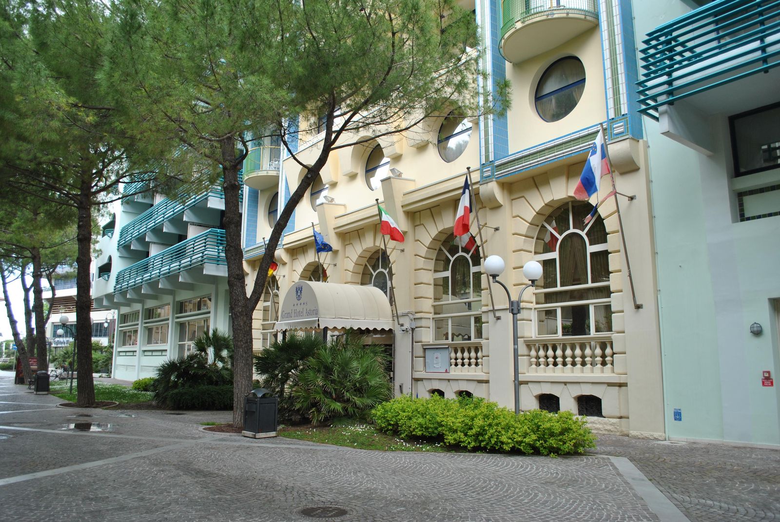 Immagine per Misure allentate per entrare in Italia ed è boom di prenotazioni anche a Grado