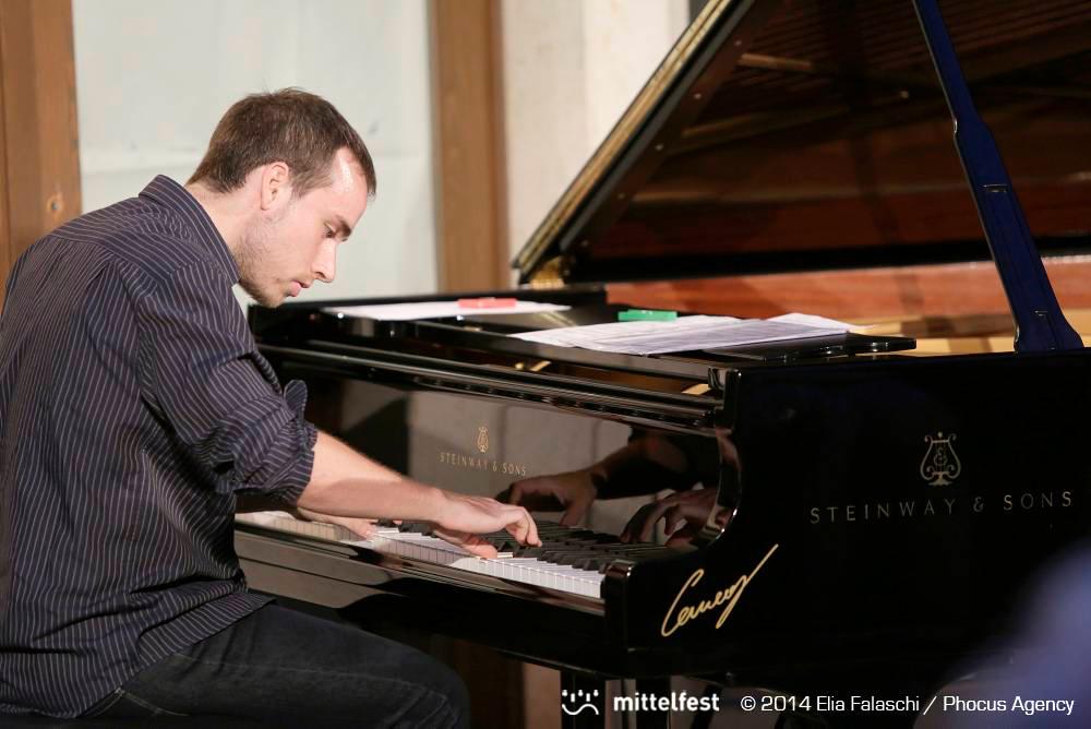 L'asso del pianoforte di Gorizia Scaramella porta al Bratuž il genio musicale del Trio