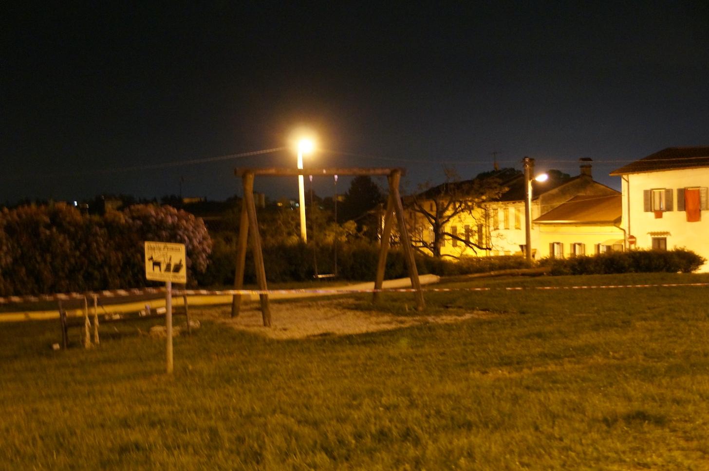 Immagine per Travolta dall'albero del Maj a Piedimonte, rimane grave la 30enne 